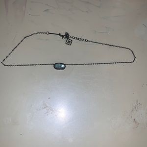 Kendra Scott necklace